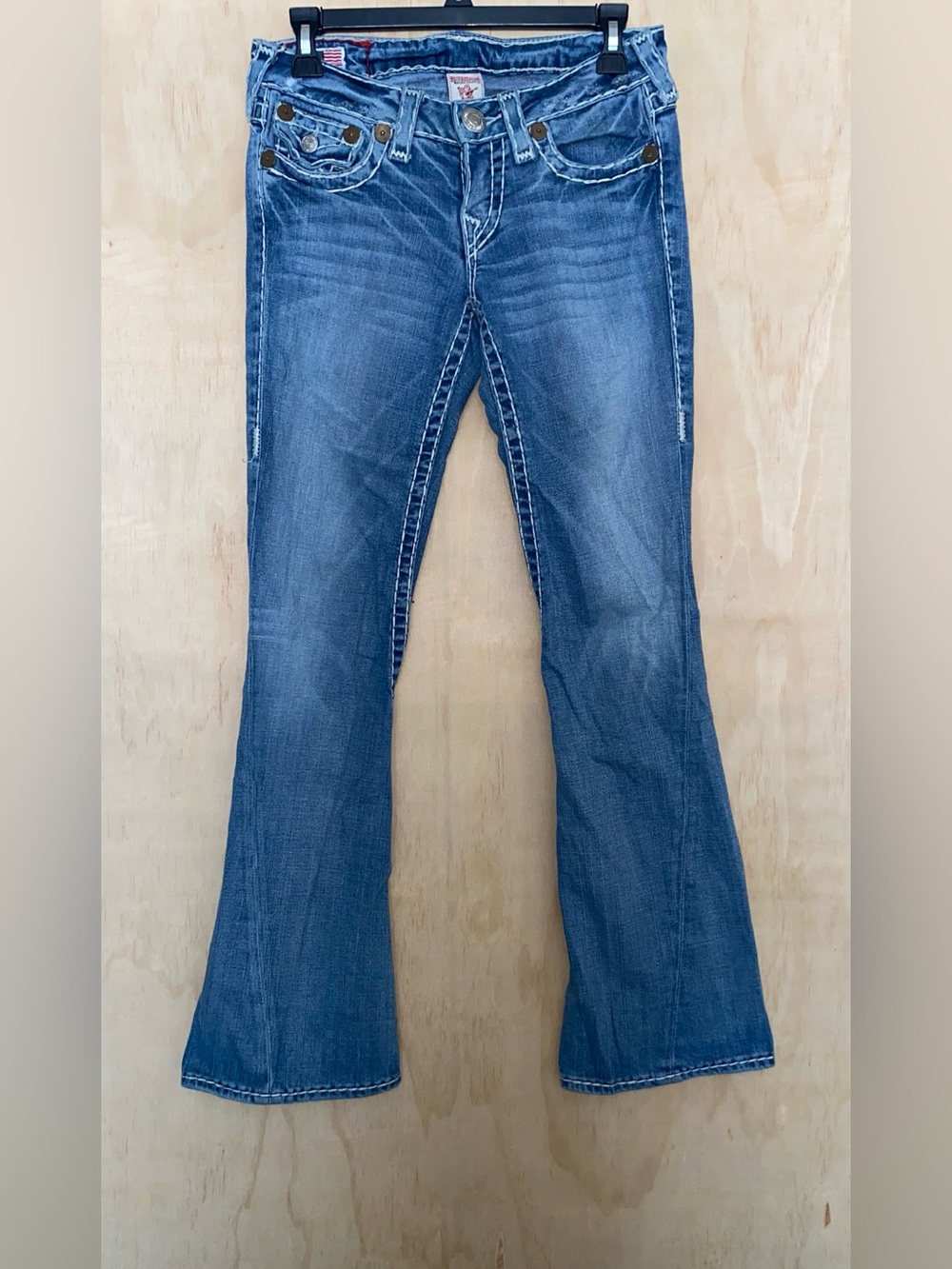 True Religion Women's Flared Denim Jeans in Medium Blue size 28